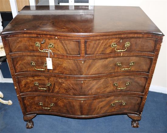 A serpentine chest, 92cm wide